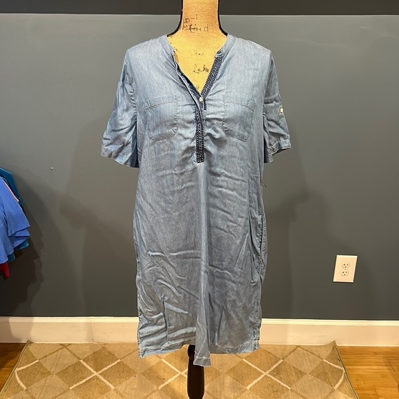 crown & ivy Dresses & Skirts - Crown & Ivy dress size 14 women’s